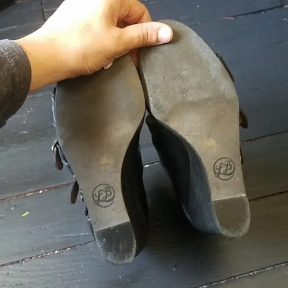 Lucky Brand Leather Gladiator Sandals